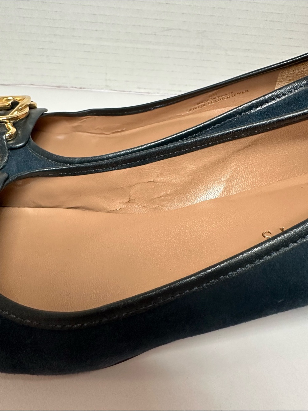 TALBOTS Women’s Teal Blue Suede Gold Buckle Trim Classic Low Block Heels- Size 8 - Picture 11 of 13